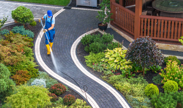 Why Choose Our Certified Pressure Washing Experts for Your Project Needs in Sioux Center, IA?
